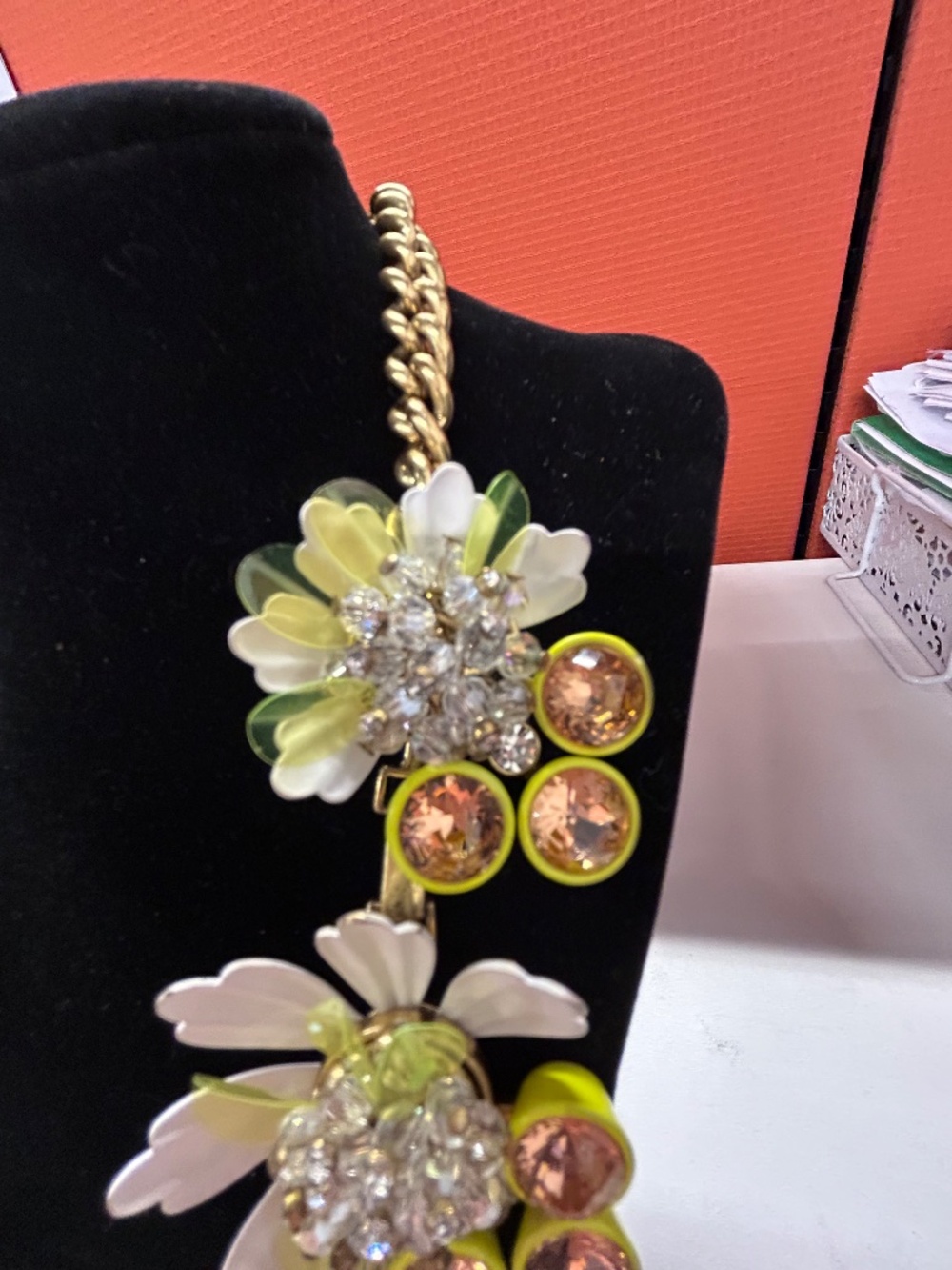 J. Crew Brûlée Daisy statement necklace - Picture 4 of 5